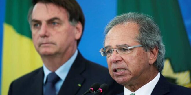 Bolsonaro avalia que propostas da Economia são golpe mais duro para reeleição
