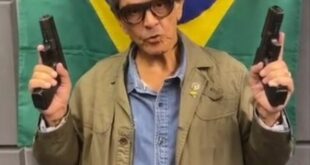 Roberto Jefferson atira contra a PF e diz que não vai se entregar. Vídeo