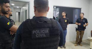 Comandados por ex-jogador de futebol, 7 são presos por tráfico de drogas, roubo e integrar grupo criminoso