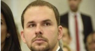Abaixo assinado pede a permanência do promotor Júlio César em Tarauacá