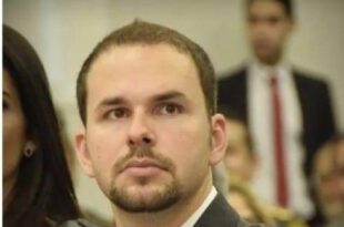 Abaixo assinado pede a permanência do promotor Júlio César em Tarauacá