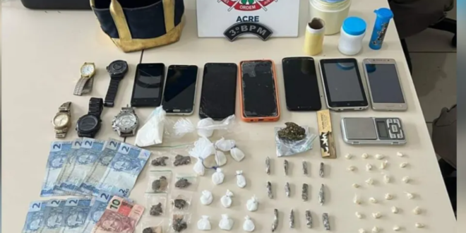 PM apreende drogas no bairro Vitória durante patrulhamento