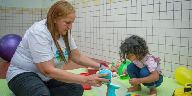 Em parceria com prefeituras, Saúde do Estado realizou mais de 10 mil procedimentos para pessoas com autismo