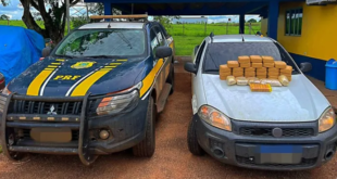 PRF apreende 32 kg de pasta base de cocaína em carroceria de veículo