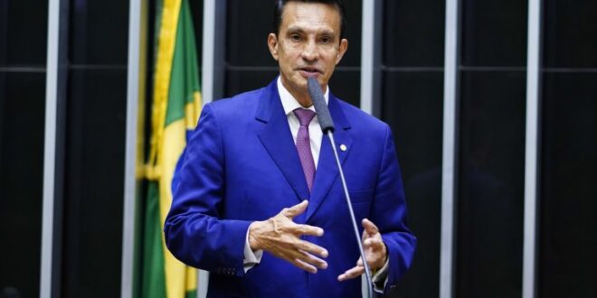 Comissão aprova proposta que destina recursos do FAT para apoio tecnológico a microempresas