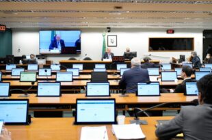 Conselho de Ética discute processos sobre quebra de decoro parlamentar