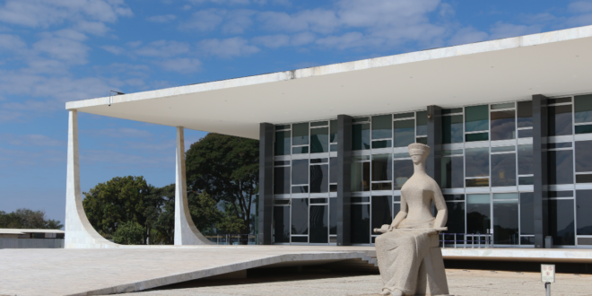 União ganha julgamento no STF e evita rombo estimado em R$ 472 bilhões