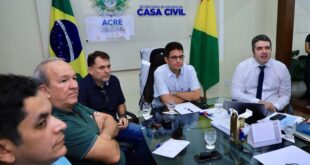  Gladson se reúne com equipe de transição para discutir mudanças administrativas do próximo mandato