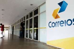Paulo Bernardo diz que grupo vai propor fim da privatização dos Correios