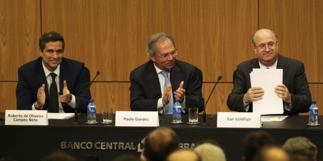 Criticado por ala do PT, brasileiro é favorito para ser presidente do BID