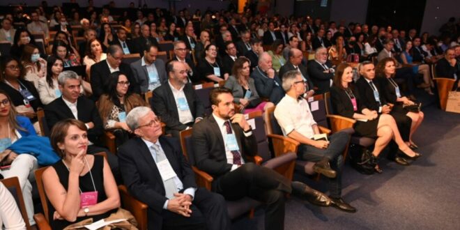 Acre participa de painel sobre liderança transformadora em Belo Horizonte