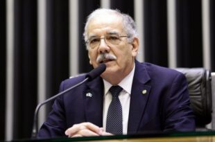 Comissão aprova projeto que permite deduzir do IR doações para entidades de saúde