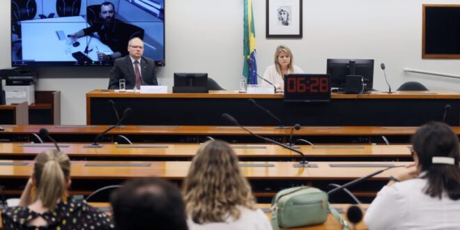 Especialistas apontam falta de verbas para tratamento de câncer em 2023