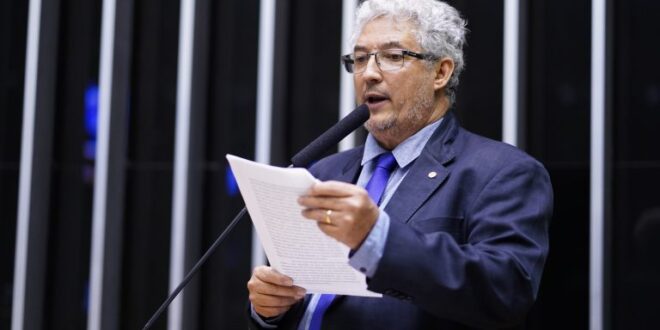 Projeto aprovado na Câmara restringe liberdade condicional de preso