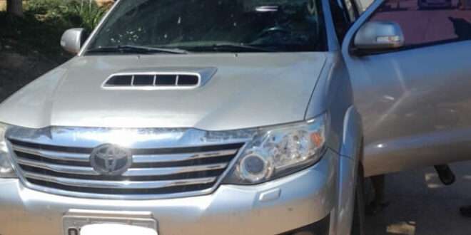 Polícia recupera duas caminhonetes roubadas que estavam na Bolívia