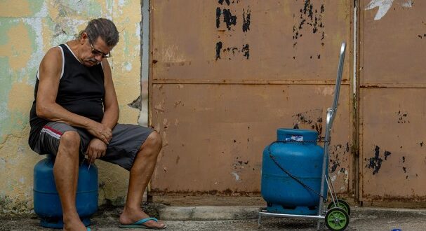 Petrobras vai pagar bilhões a acionistas no apagar das luzes do governo Bolsonaro