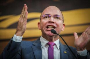  “Não é lícito a ninguém questionar a nossa Democracia”, diz Gérlen Diniz