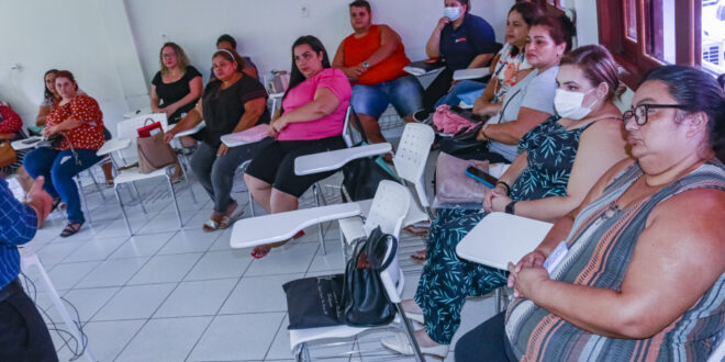 Pacientes do Programa de Obesidade da Fundhacre recebem orientações sobre cirurgia bariátrica