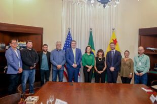 Governo do Acre se reúne com representantes da embaixada americana para discutir políticas ambientais