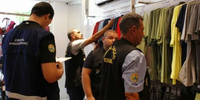 Procon dá dicas de como escapar de golpes e ter mais segurança na hora das compras