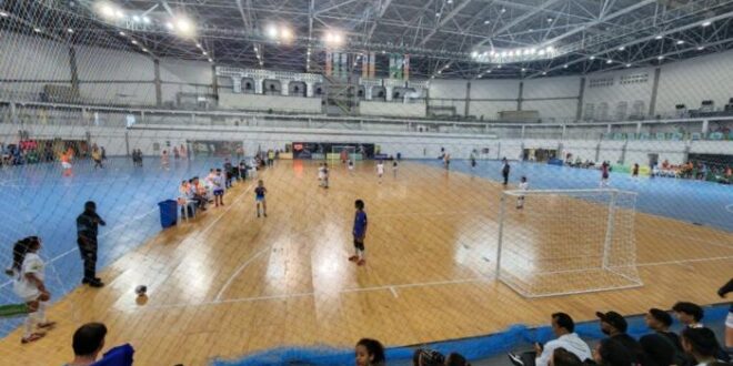 Futsal feminino do Acre estreia com goleada nos Jogos Escolares Brasileiros