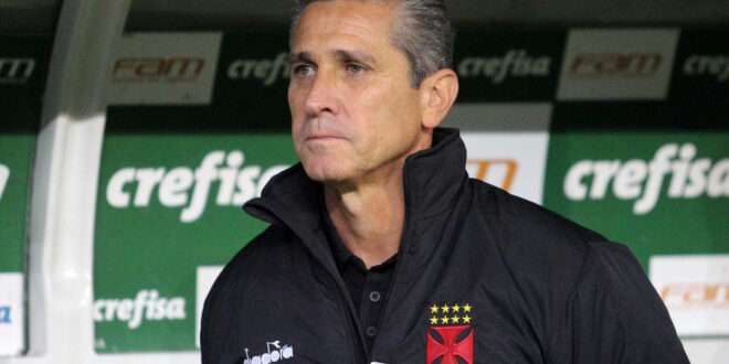 Três dias após o acesso à elite nacional, Vasco dispensa o técnico Jorginho