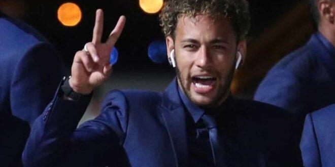 Às vésperas da Copa do Mundo, Neymar alcança o top 10 da Chuteira de Ouro