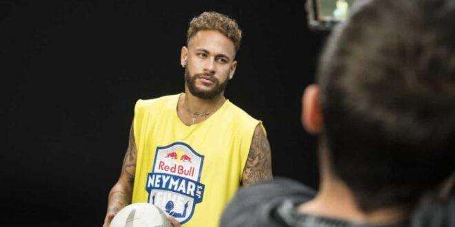 Neymar responde provocação após eleição: 'Tem gente que gosta de aparecer'