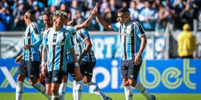 Com o acesso garantido, Grêmio se despede da Série B diante do rebaixado Brusque