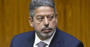 Arthur Lira sinaliza que pode votar correção do IR este ano