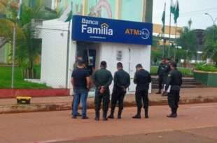 Bandidos explodem caixa eletrônico com dinamite em Cobija