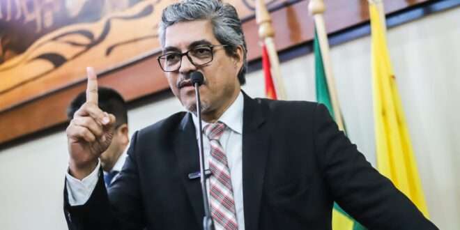 Edvaldo Magalhães comenta assaltos contínuos em Acrelândia e pede ação concentrada da Segurança Pública