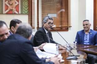 A pedido de Edvaldo e Zen, Aleac realiza audiência e governo acena com convocação de professores