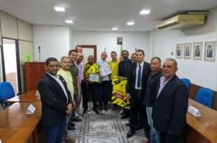 Equipe Master de Futebol recebe moção de aplauso da Câmara de Mâncio Lima