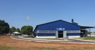 Estado entrega revitalização do armazém de Senador Guiomard