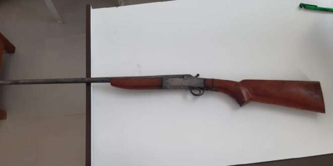 Polícia Militar apreende adolescente que coagia moradores em Tarauacá com arma de fogo