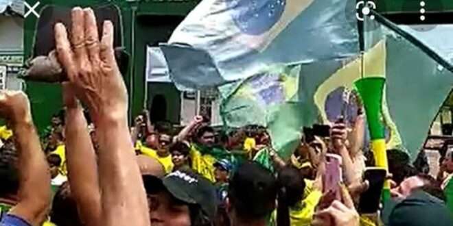 Moraes determina o bloqueio de 45 contas bancárias de suspeitos de financiar atos contra resultado das eleições
