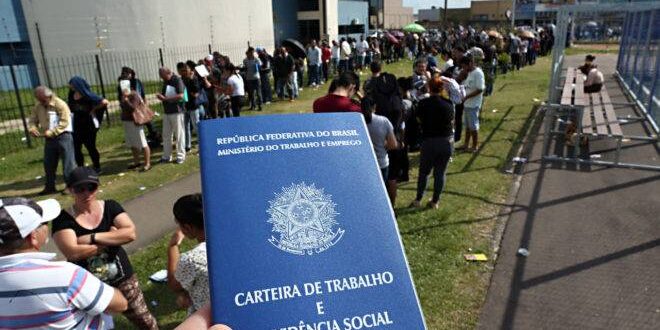 Sine Acre oferece 63 vagas de emprego nesta segunda-feira