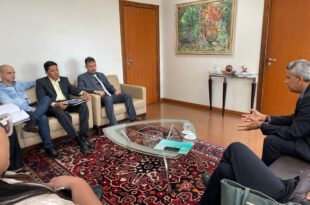 Em Brasília, governo do Acre e prefeitura de Xapuri tratam de sistema de videomonitoramento do município