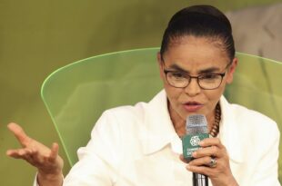 'Não operamos no campo da chantagem', diz Marina Silva