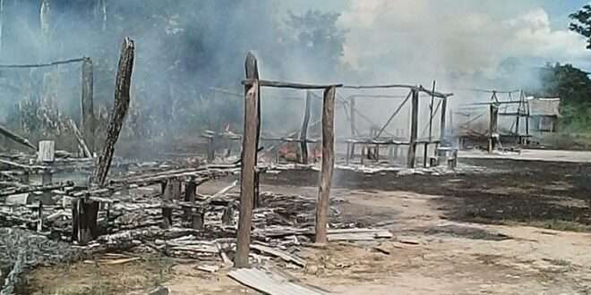 Casas são destruídas por incêndio em aldeia localizada em Santa Rosa do Purus