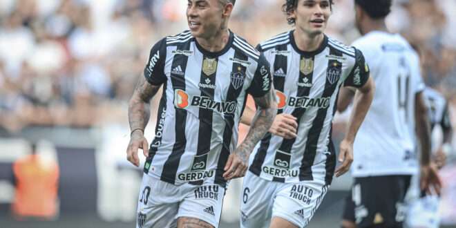 Corinthians se despede do Brasileirão com derrota; Atlético-MG vai à Libertadores