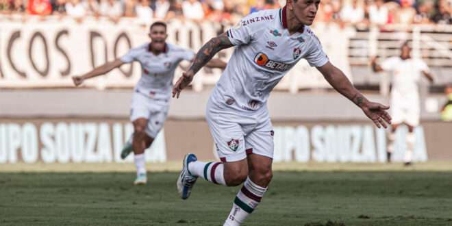 Fluminense vence Red Bul Bragantino com recordes de Cano e termina em 3º lugar