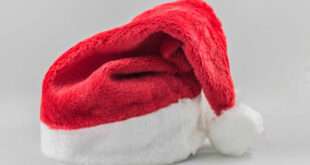 'Papai-Noel' de 76 anos morre após passar mal durante apresentação