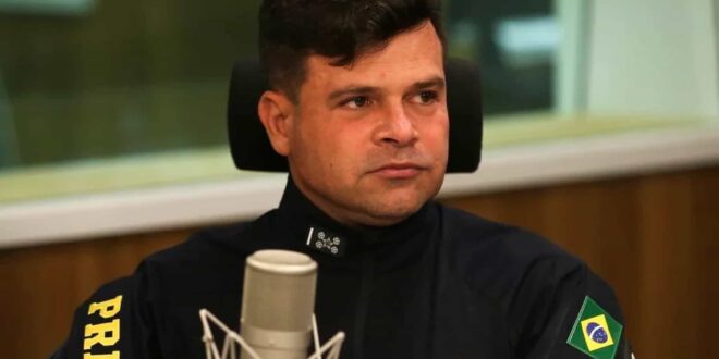 Procuradoria no Rio pede afastamento de diretor da PRF por uso indevido do cargo