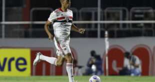 Miranda anuncia a saída do São Paulo: 'Orgulho imenso dos mais de 300 jogos'