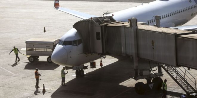Pilotos de avião entram em greve a partir de segunda-feira 19