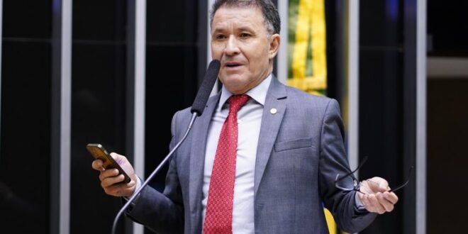 Câmara aprova em dois turnos a PEC dos Lotéricos