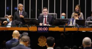 Congresso aprova regras para garantir transparência das emendas de relator no Orçamento