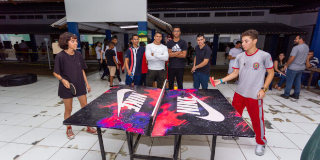 Educandos do Ieptec participam de feira cultural em Cruzeiro do Sul
